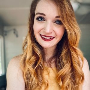 Meet your Posher, Ashlee